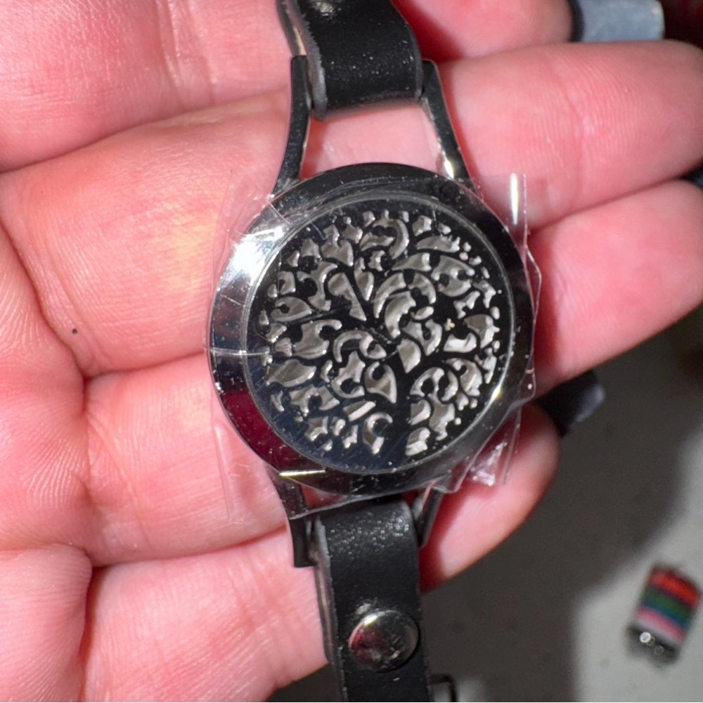 Black Leather Strap Tree of Life Design Incense bracelet